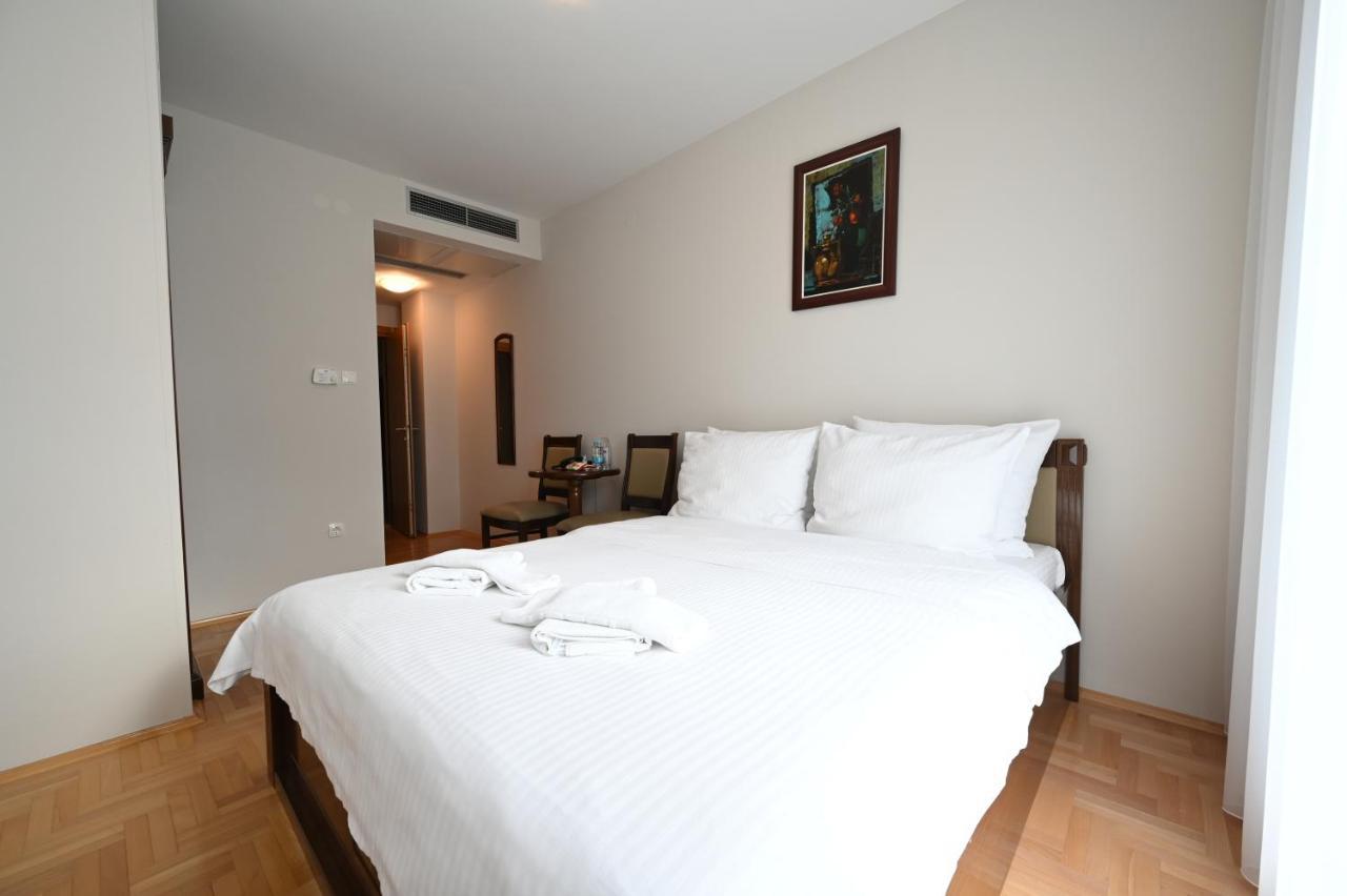 Hotel "Jkc Banja Luka" Zewnętrze zdjęcie