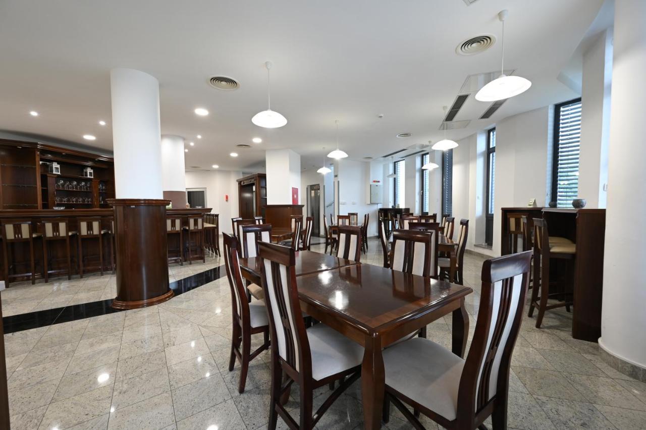 Hotel "Jkc Banja Luka" Zewnętrze zdjęcie