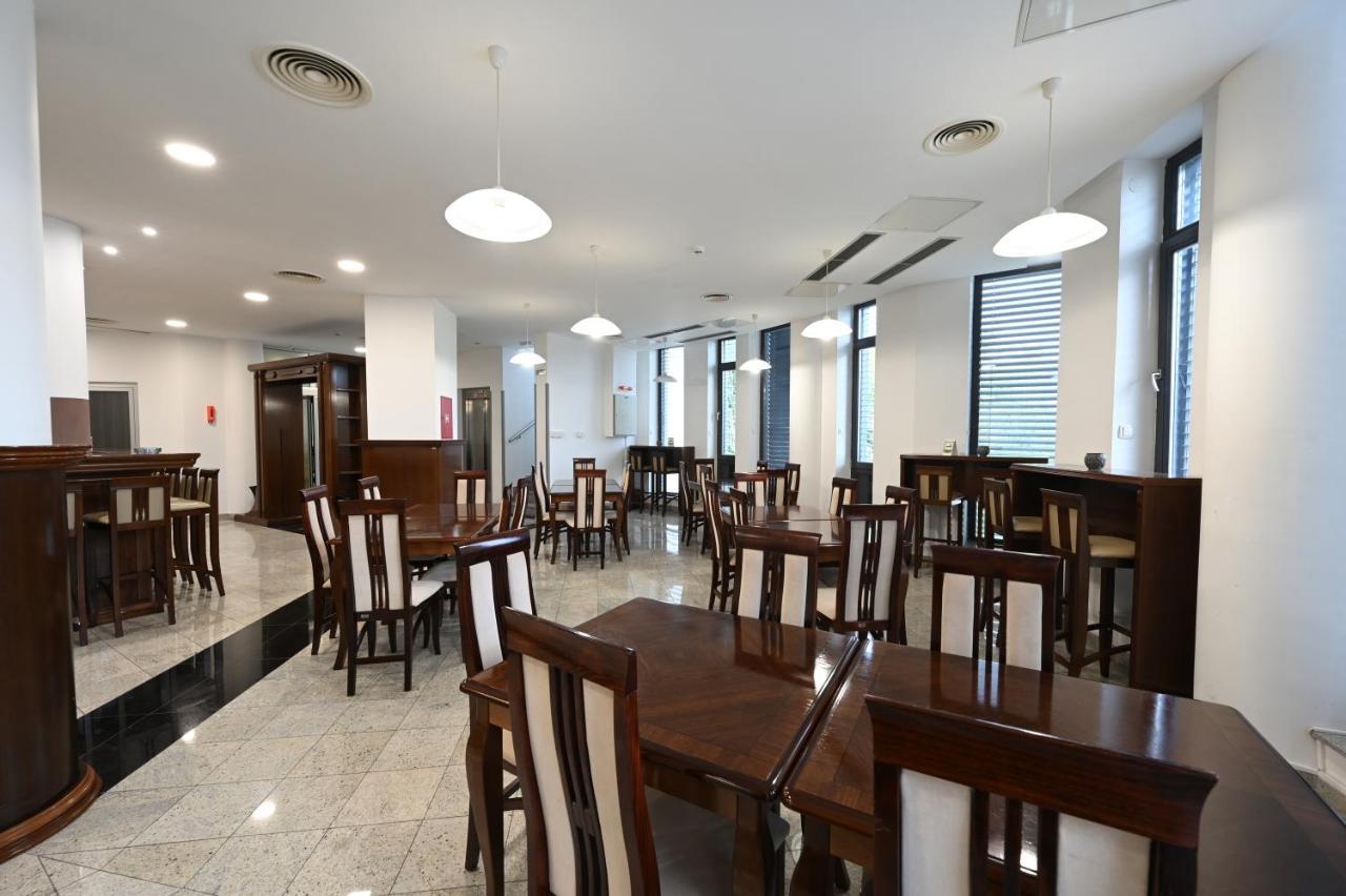 Hotel "Jkc Banja Luka" Zewnętrze zdjęcie